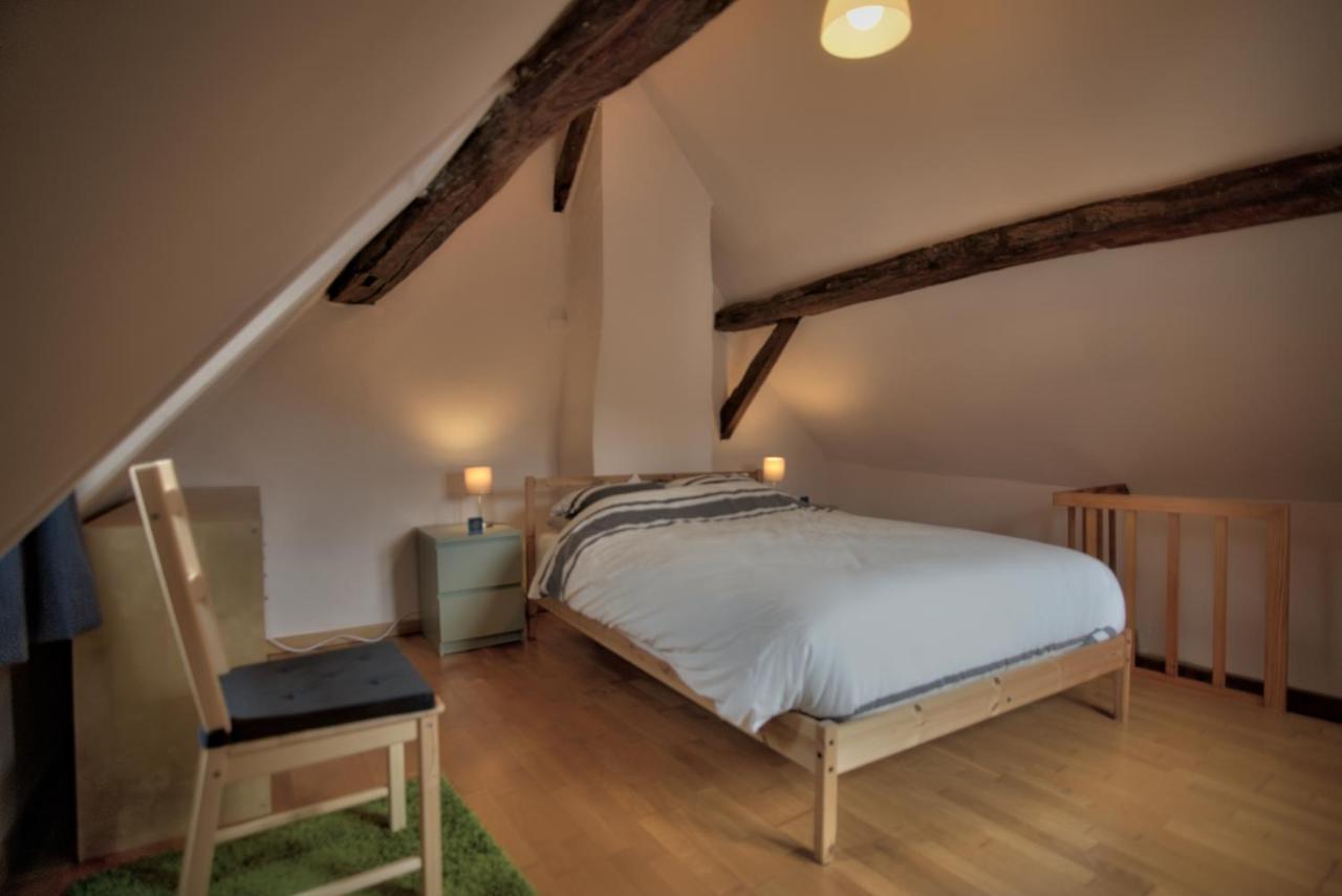 Maison De Charme Dans Quartier Historique Liege Bagian luar foto